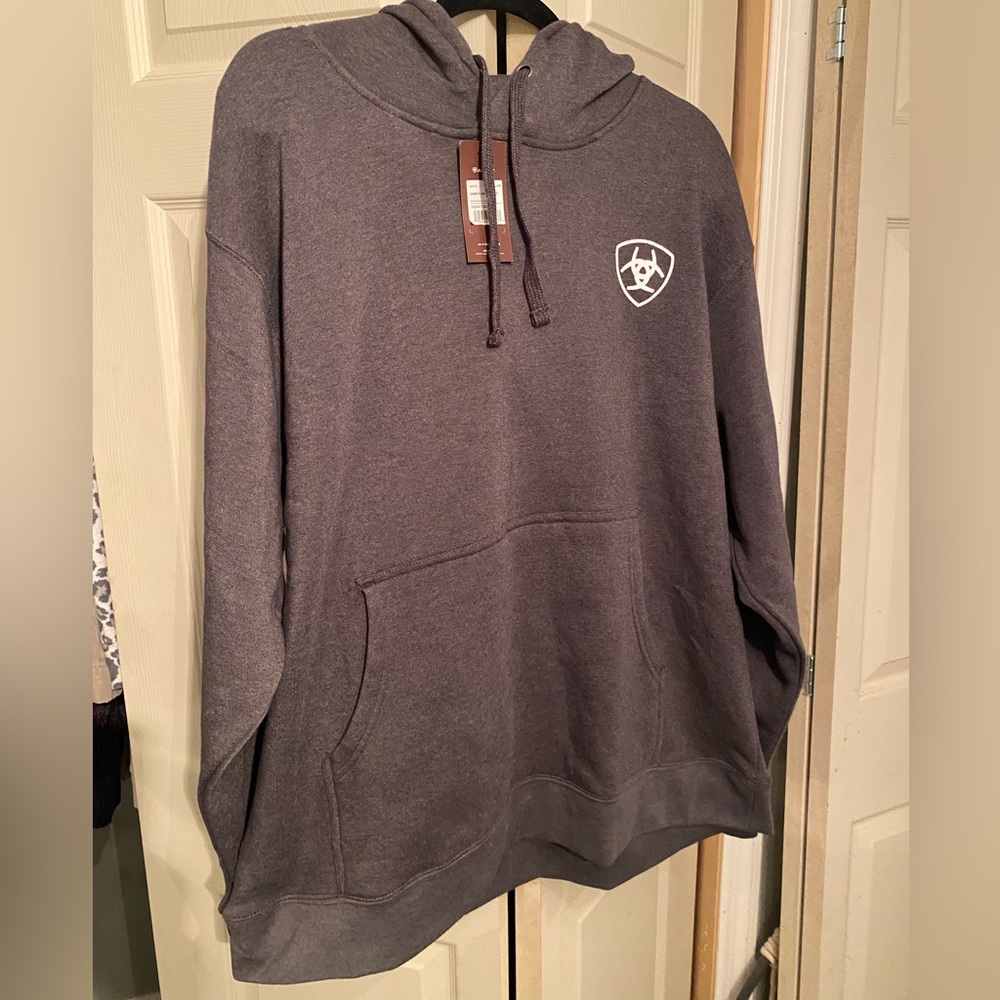 Men’s Ariat Sweatshirt